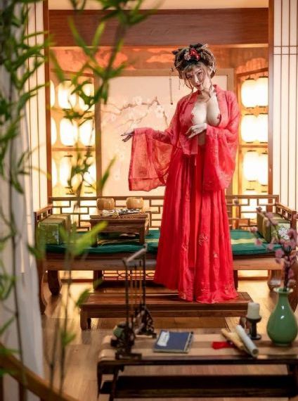 龙珠传奇第二部_BD英语手机在线观看