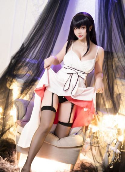 电车魔女在线免费_720超清在线观看