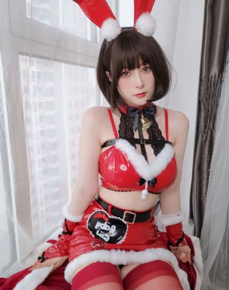 老师的秘密电影_十万网红美女美酱