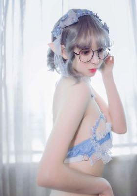 忧郁的少女_BD英语在线视频观看
